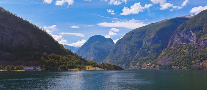 Sognefjorden og vakre fjell