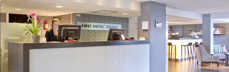 The reception at First Hotel Marina