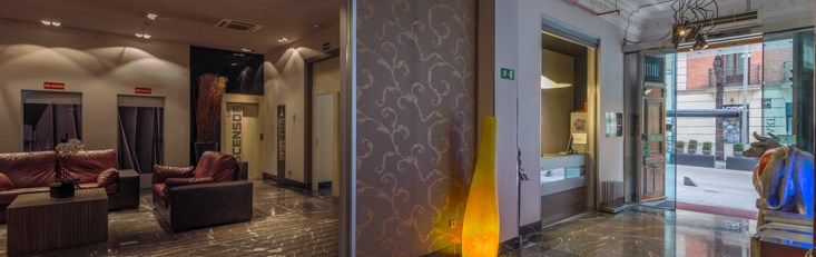 Reception & lobby