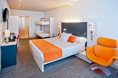 First Hotel Petit Palace Canalejas Sevilla