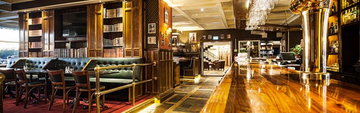 The bar & the restaurant