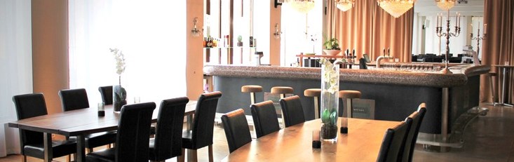 The bar at First Hotel Strand