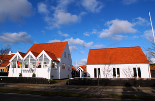 Oversikt over Skagen Motel. Bilde.