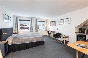 Superior Dobbeltrom Hotel Søma Nuuk. Bilde.