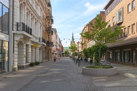 Handle- og gågate i Halmstad. Bilde.