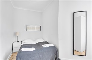 Treroms leilighet Frederiksberg. Bilde.