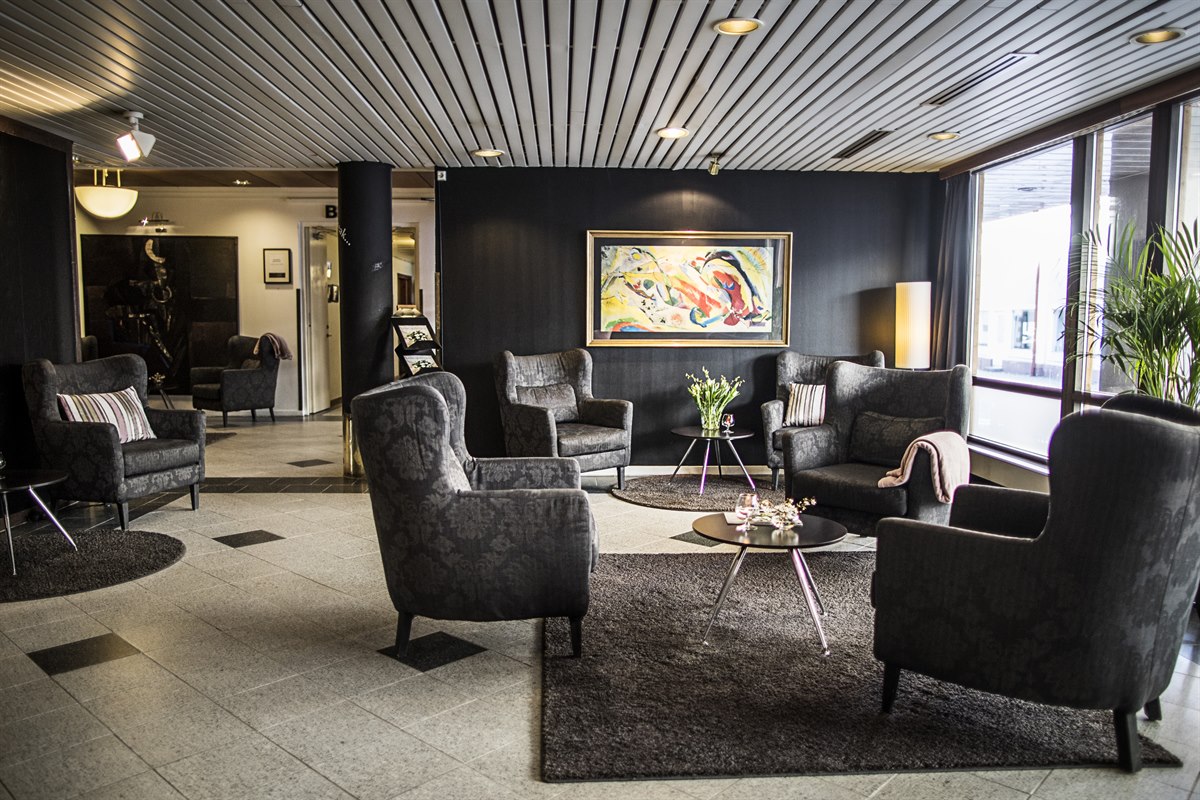 lobby