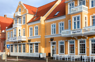 Fin oversikt Skagen Hotel. Bilde.