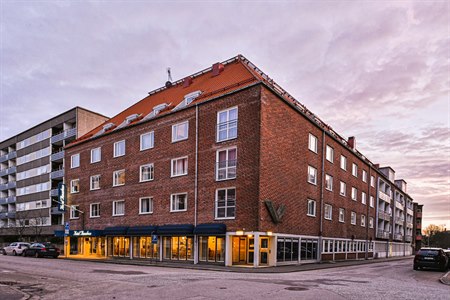 Hotellfasade. Bilde.