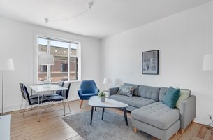 Moderne design stue hotellleilighet. Bilde.