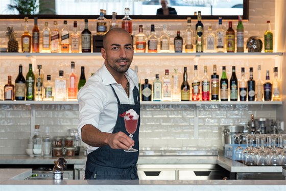 bar