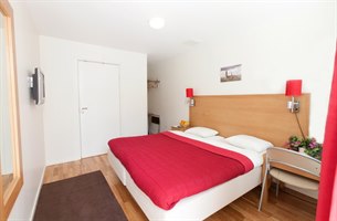 Hotellrom. Bilde.