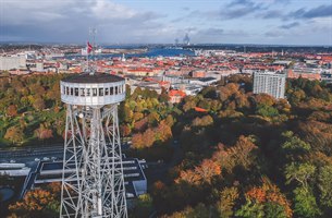 Aalborg Tower utsikt i byen. Bilde.