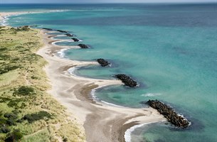 Grenen nydelig strand i Skagen. Bilde.