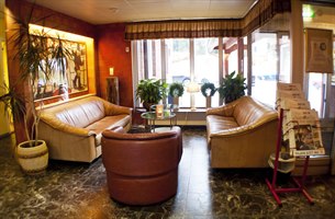 Lobby Hotel Kung Gosta. Bilde.