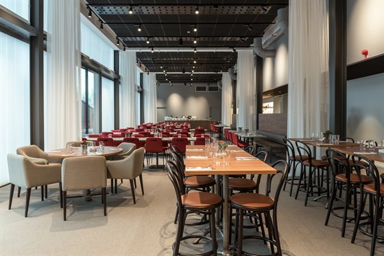 restaurant