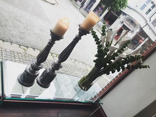 Ønsker alle en riktig fin onsdag🌸😊 #firsthotelmarin #firsthotels #lys #blomster #sommer #bergen #norge #norway #visitbergen - 22.06.2024 07:27:10