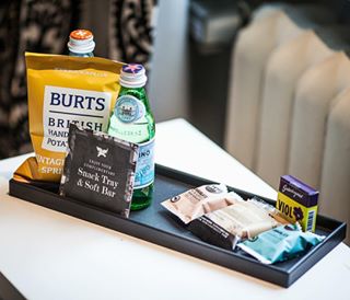 A common complementary snack at First Hotel Mayfair 🍫☺️ - 31.05.2024 07:00:22
