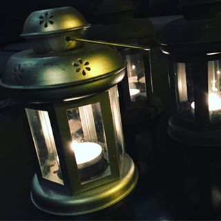 Ljusa sommarnätter i all ära, men visst är det rätt mysigt när ljuslyktorna blir oumbärliga igen 🕯? #ljuslyktor #hotellett #firsthotels #firsthotellett #sommarkväll #uteservering #mörkareomkvällarna - 16.08.2024 21:24:31